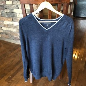 Banana Republic Sweaters - Banana Republic Cotton V neck pullover Banana Republic Sweaters - Banana Republic Cotton V neck pullover